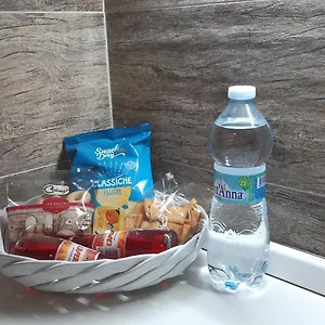 Appartamento Casa Serravalle, Aeroporto di Catania Fontana Rossa